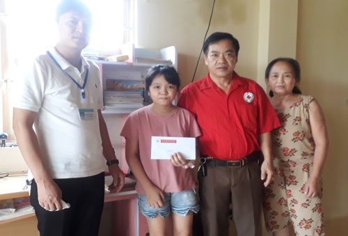 Hội Chữ thập đỏ tỉnh Yên Bái trợ giúp địa chỉ nhân đạo có hoàn cảnh khó khăn trong đại dịch Covid-19